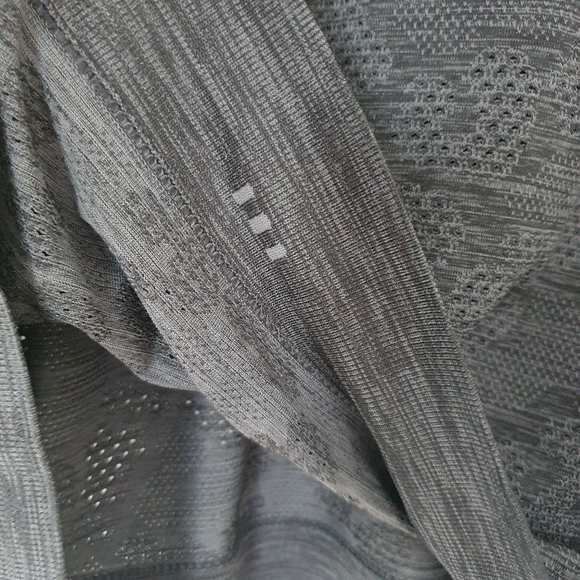 Lululemon Breeze By - Picture 7 of 12